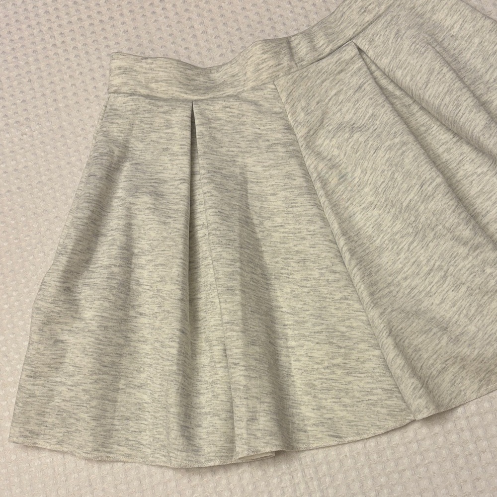 Tucker + Tate XL (14-16) Heather Light Gray Pleated Circle Skater Mini Skirt